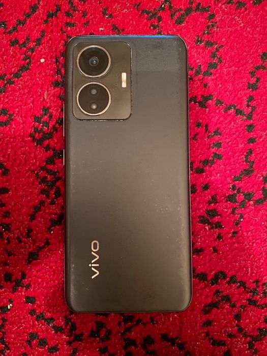 Виво Ү55 .128 гб