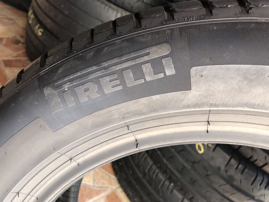 225 55 17 Pirelli de vara