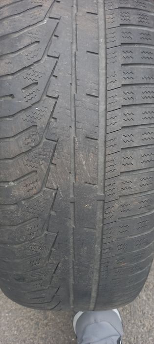 Anvelope 215x55x16. 100 lei toate 4.