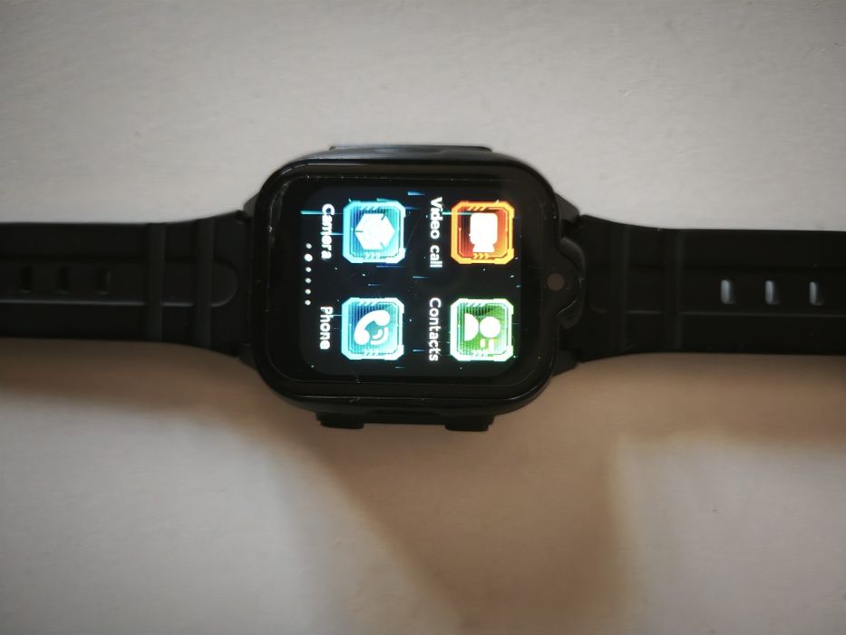 Ceas smartwatch copii cu GPS cu sim 4G si camera