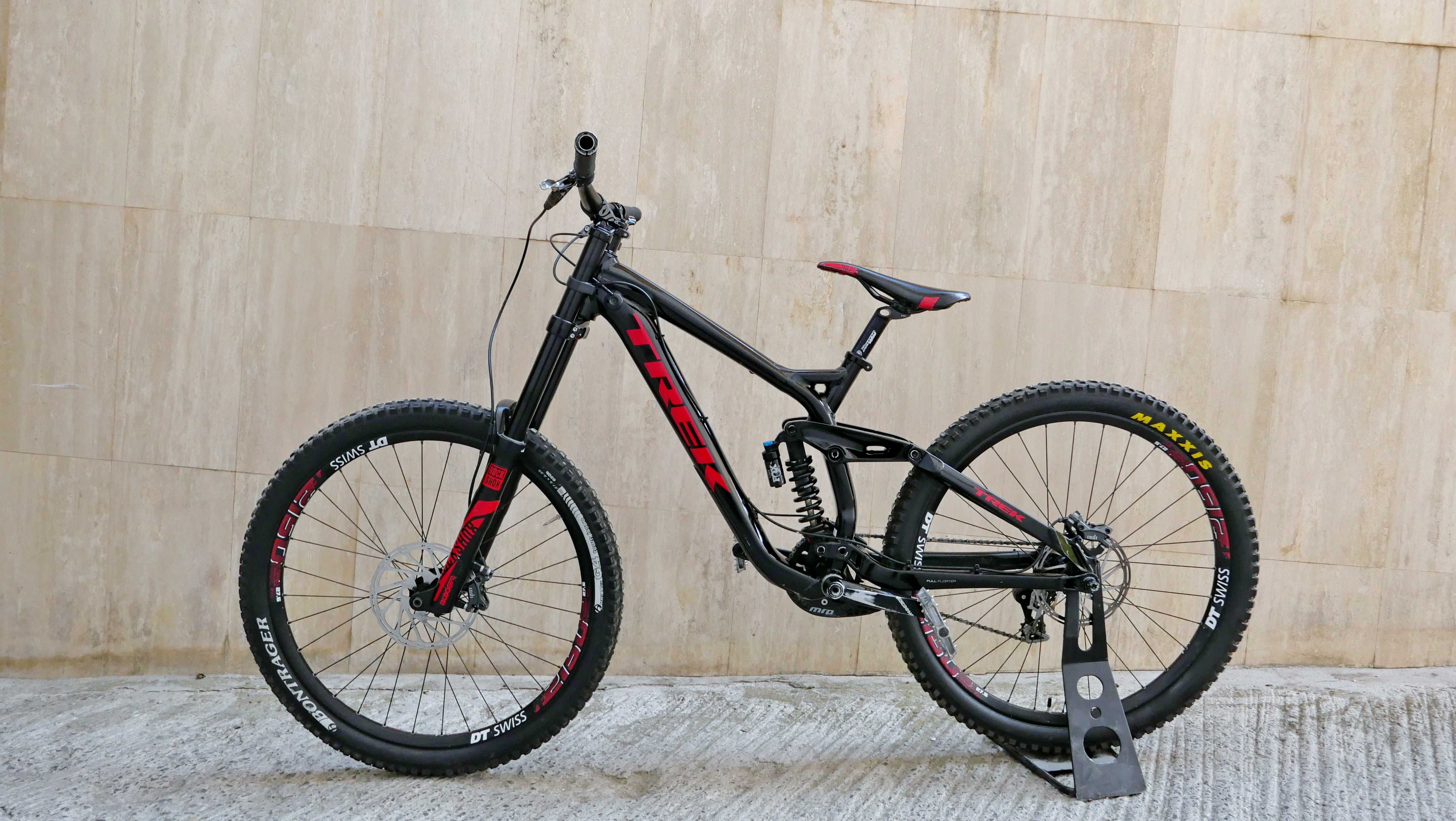 Trek Session 88, 27.5 S, RockShox Boxxer, 210 ход, 1x7 Sram GX