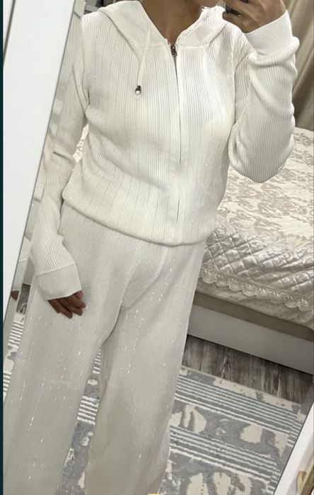 Трикотажная спартивка новая