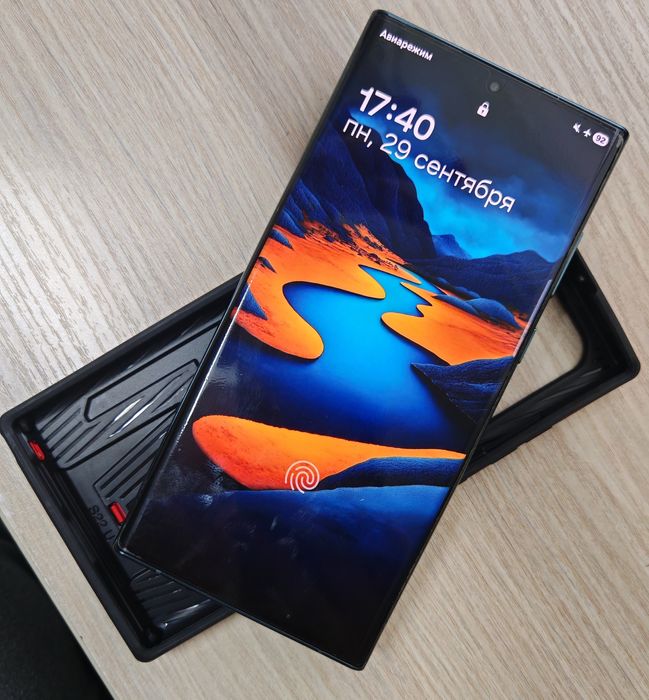 Samsung S22 Ultra 12/256