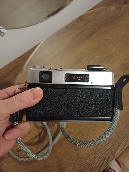 Rangefinder Yashica Electro 35 GSN (Poor man's Leica)