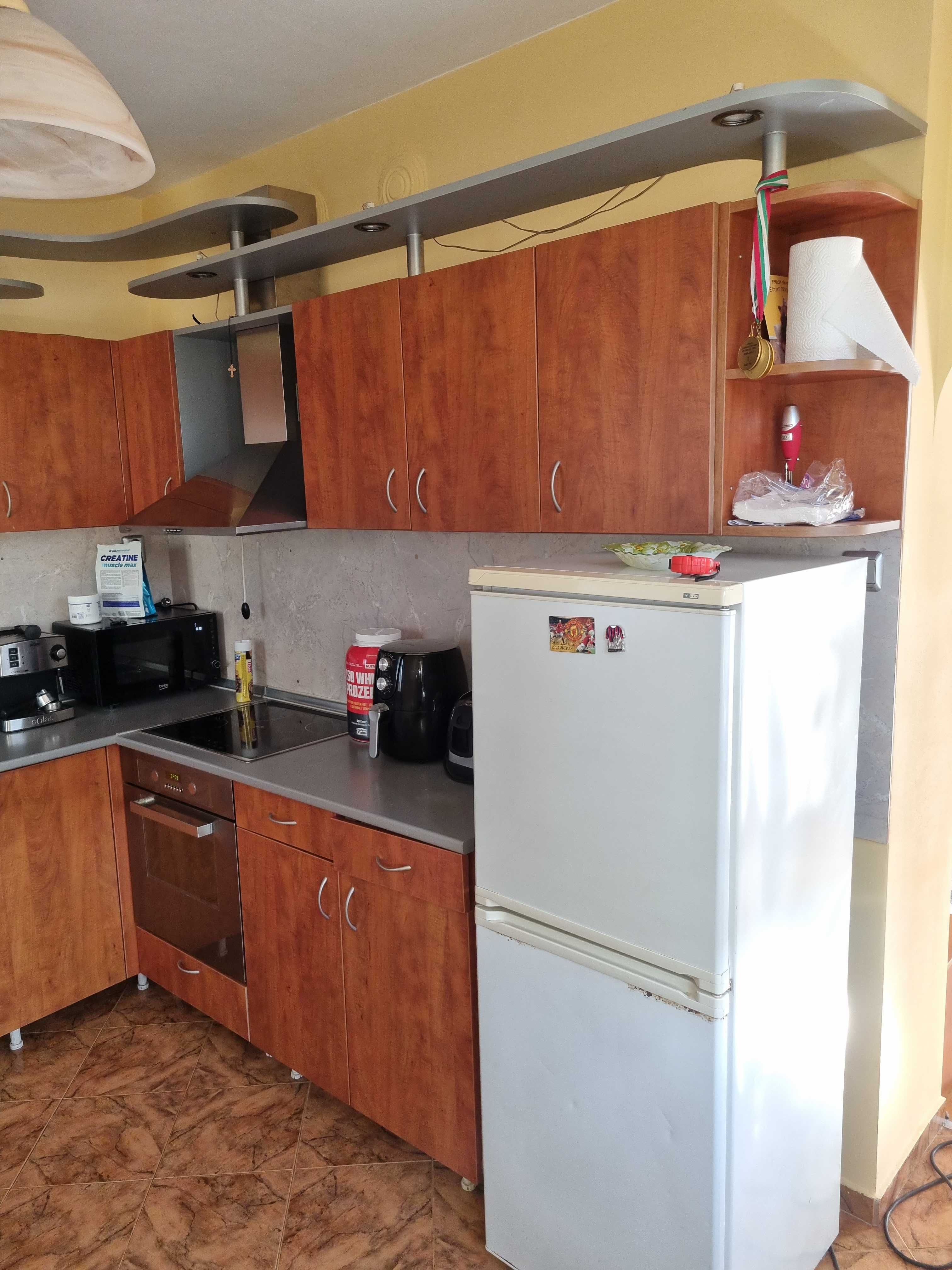 Продавам кухненско обзавеждане