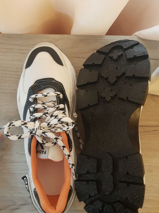 Нови маратонки 37