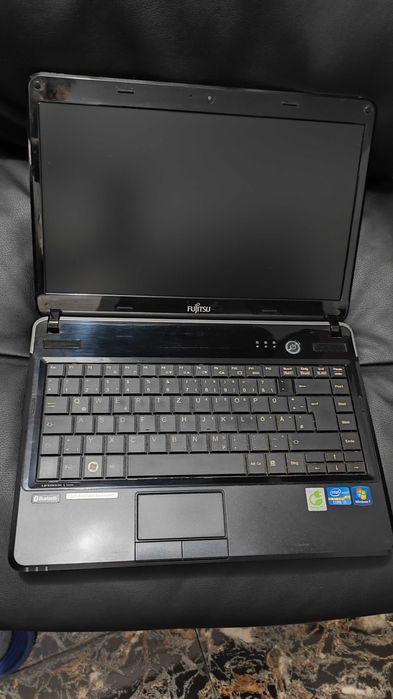 Laptop Fujitsu Lifebook L4531