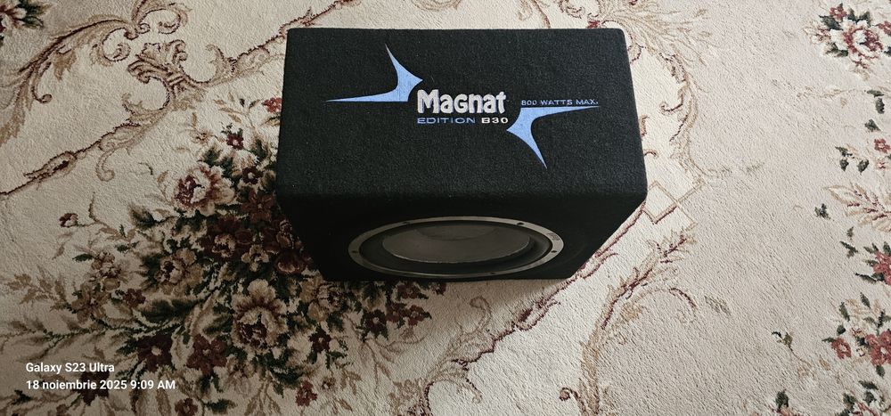 Vând subwoofer auto Magnat BS30 fără amplificator