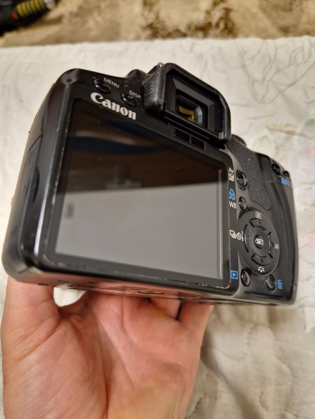 Canon 450D cu obiectiv