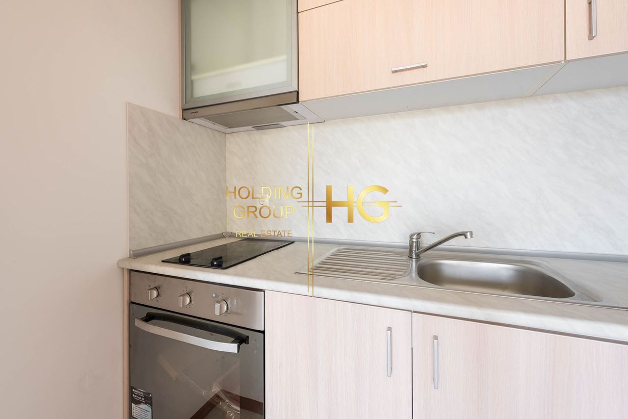 Продава се Двустаен апартамент в Бяла - 78 кв.м за 995 €/кв.м - Снимка #4