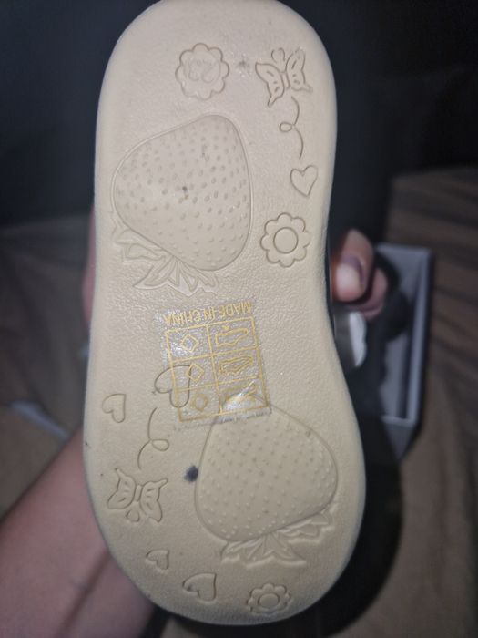 Ghete elegante fetite