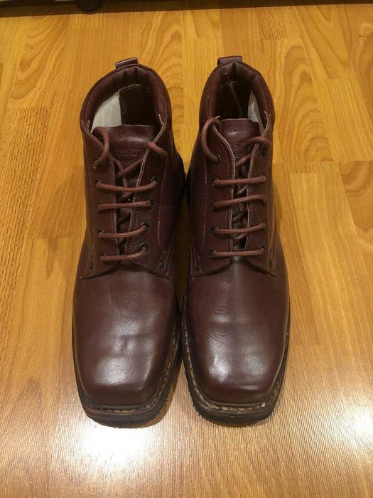 Vand sau schimb bocanci militari VM cu model desert marimea 45