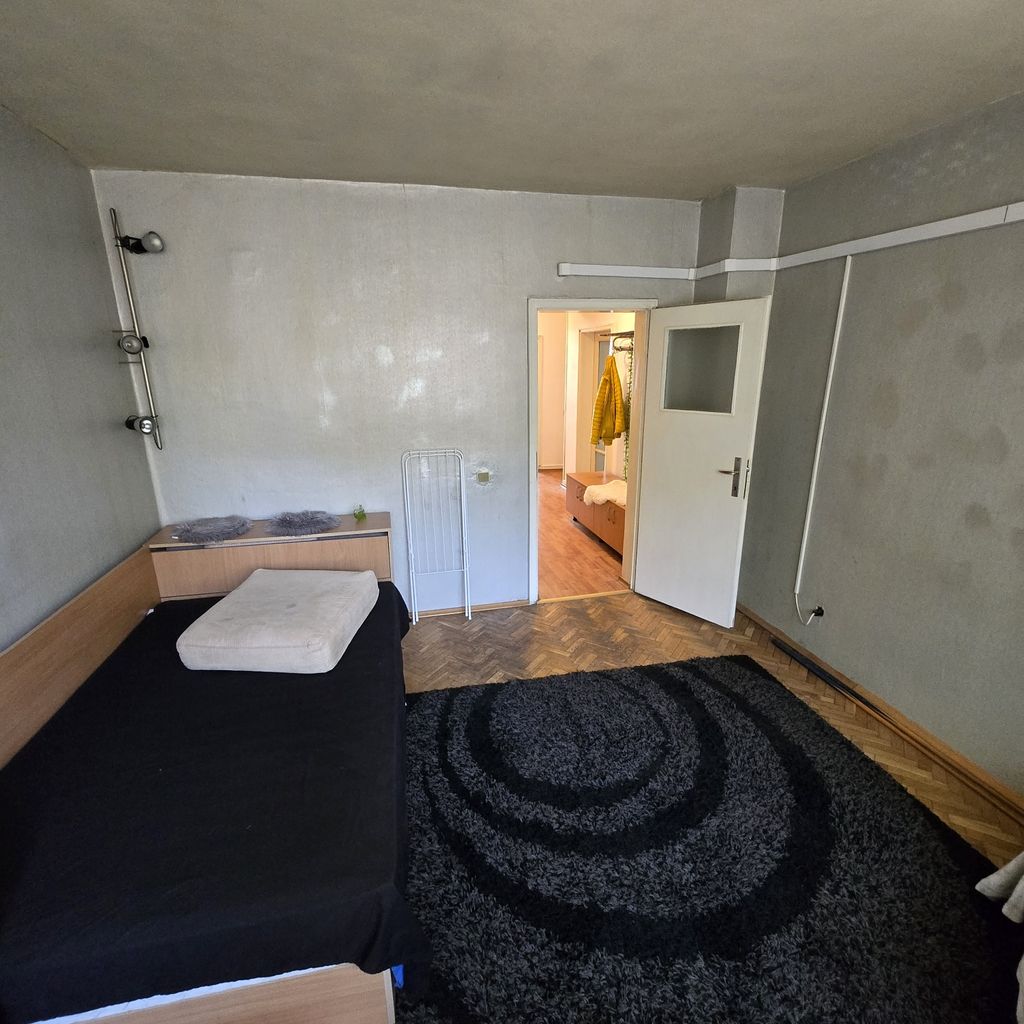 Продава се Четиристаен апартамент в Плевен, Идеален център - 120 кв.м за 1417 €/кв.м - Снимка #5