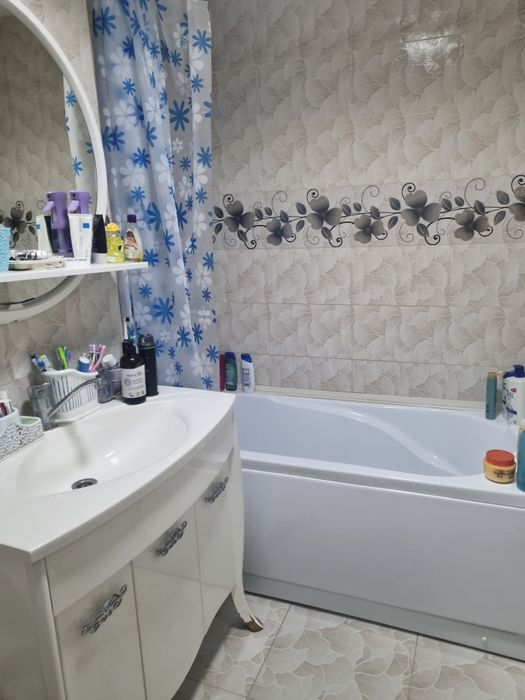 Vând apartament 2 camere