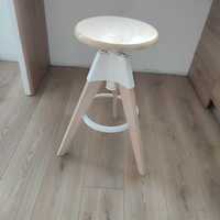 Бар стол - дървен, 65 см
