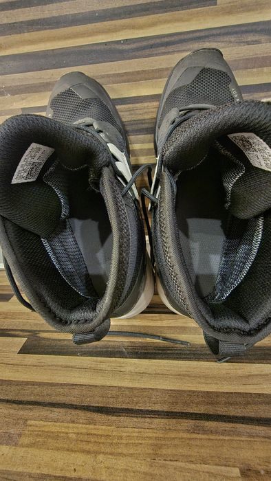 Боти за момче на ADIDAS TERREX