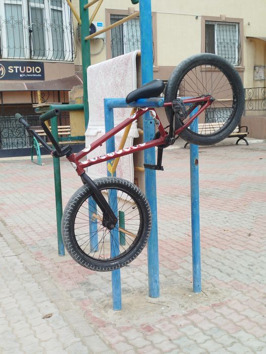 продам бмх или обменяю на айфон 11