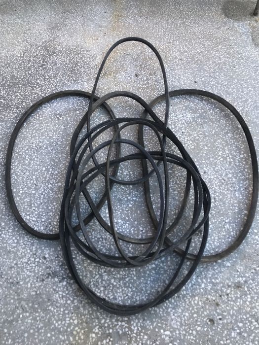 Машинни ремъци различни размери