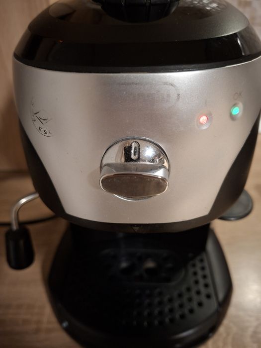 Espressor manual Delonghi