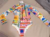 Costum de baie nou , mar S