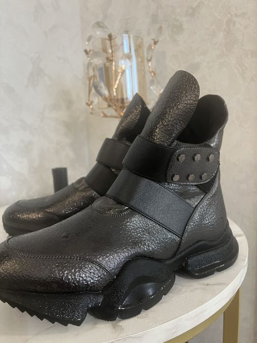 Продам осенние сапожки