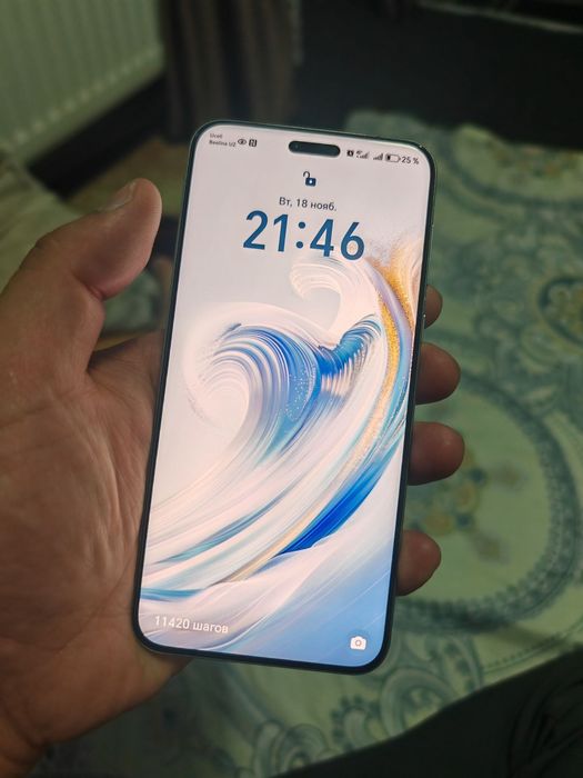 Продам срочно телефон HONOR MAGIC 7 PRO в идеальном состоянии