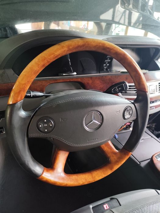 Махагонов волан Mercedes S W221/Мерцедес С В221