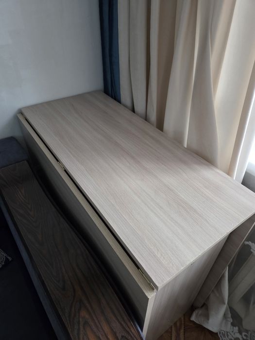 Стол книжка.    .