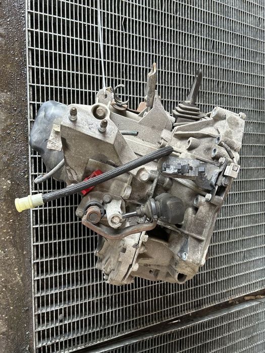 Cutie de viteze Dacia Dacia Logan II MCV 1.2 B 2013 - 2016 75CP Manuala 5 Trepte D4F732 ...