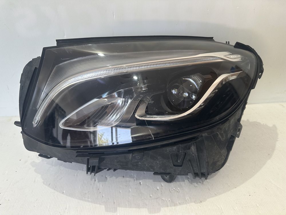 Vand far stanga LED Mercedes Benz GLC W253