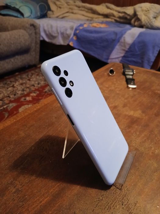 Продава се самсунг А13 /64 g