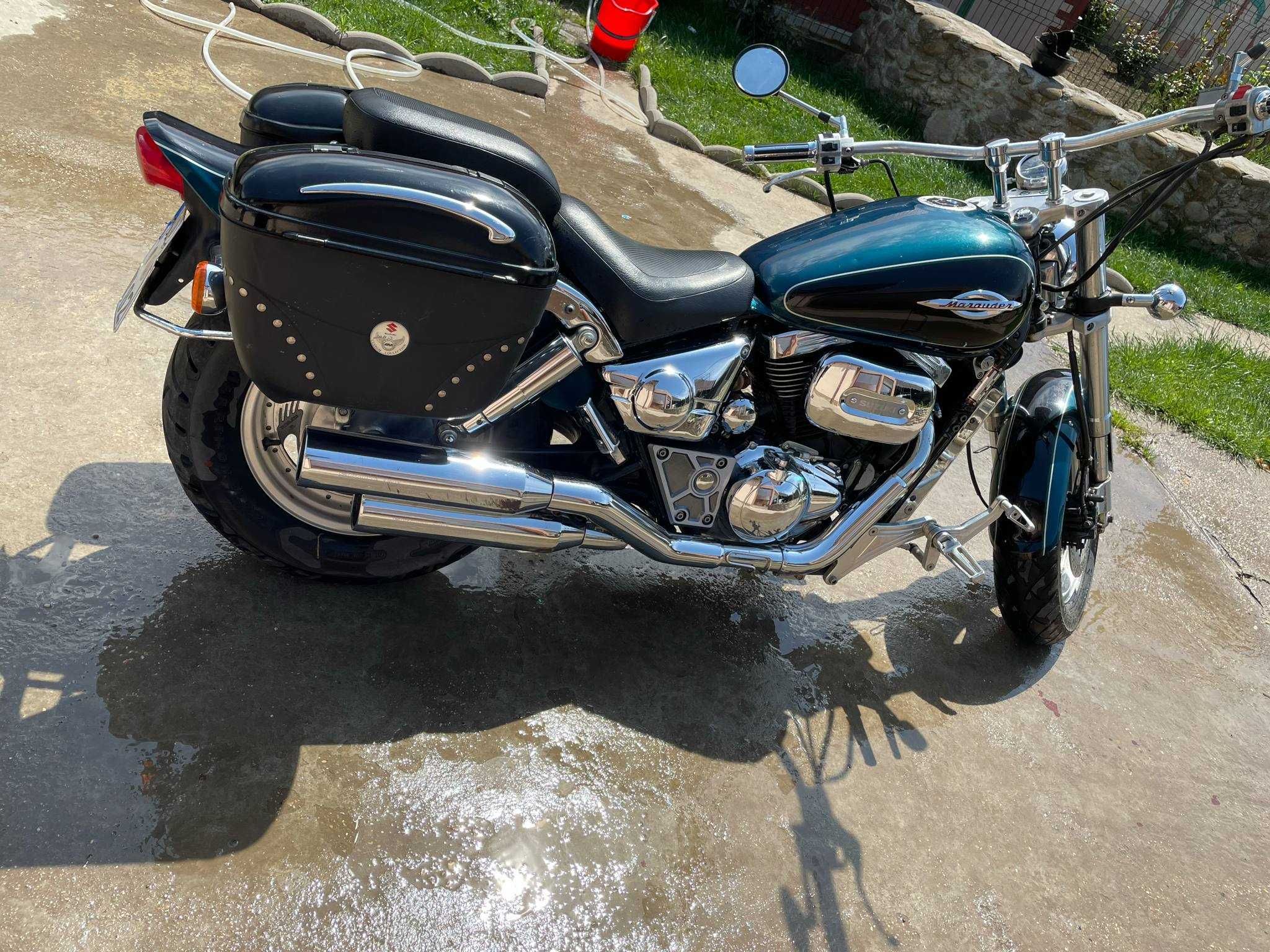 Vand Suzuki vz800