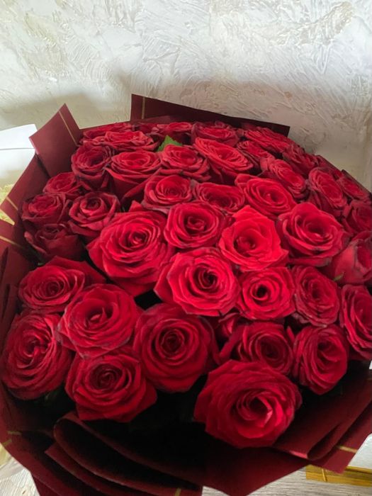 Цветы  Гүл сатылады