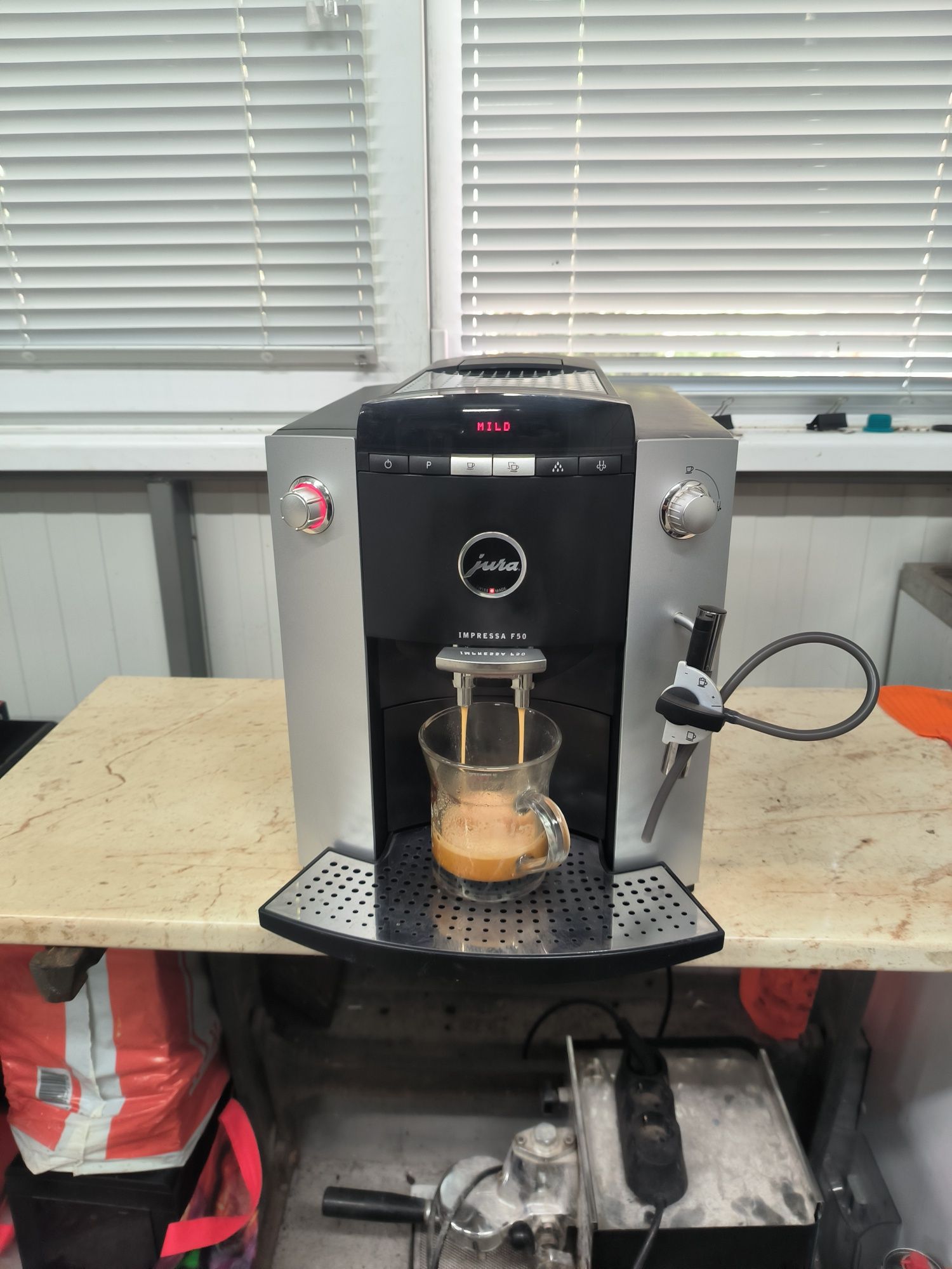 Jura impressa f 50