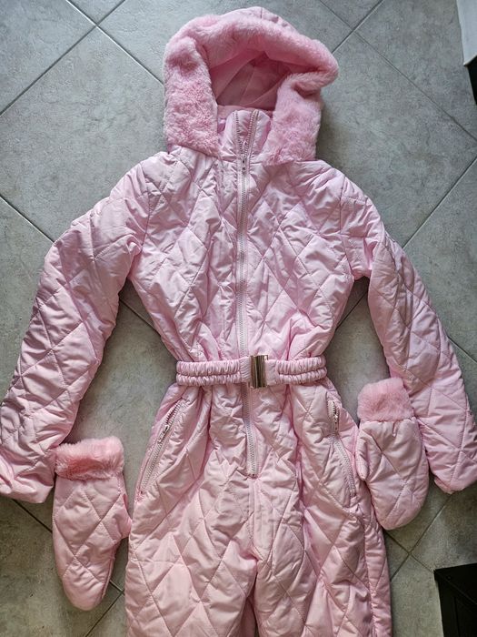 Дамски ски екип в розово с ръкавици