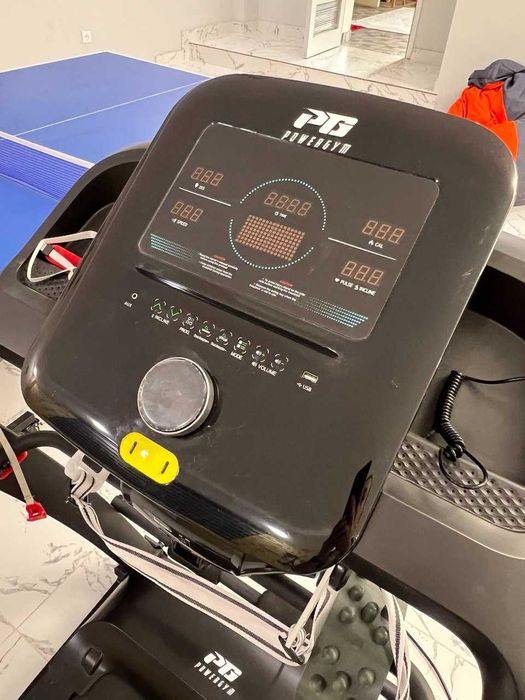 Беговая дорожка POWERGYM PG-480MI  140кг , с вибрирующей лентой