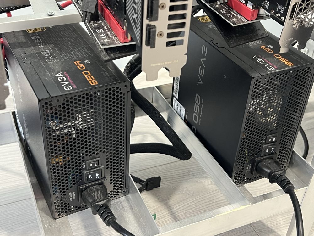 2 x Mining Rigs (3060ti & 3060) // Self host DeepSeek, GPT, Claude AI