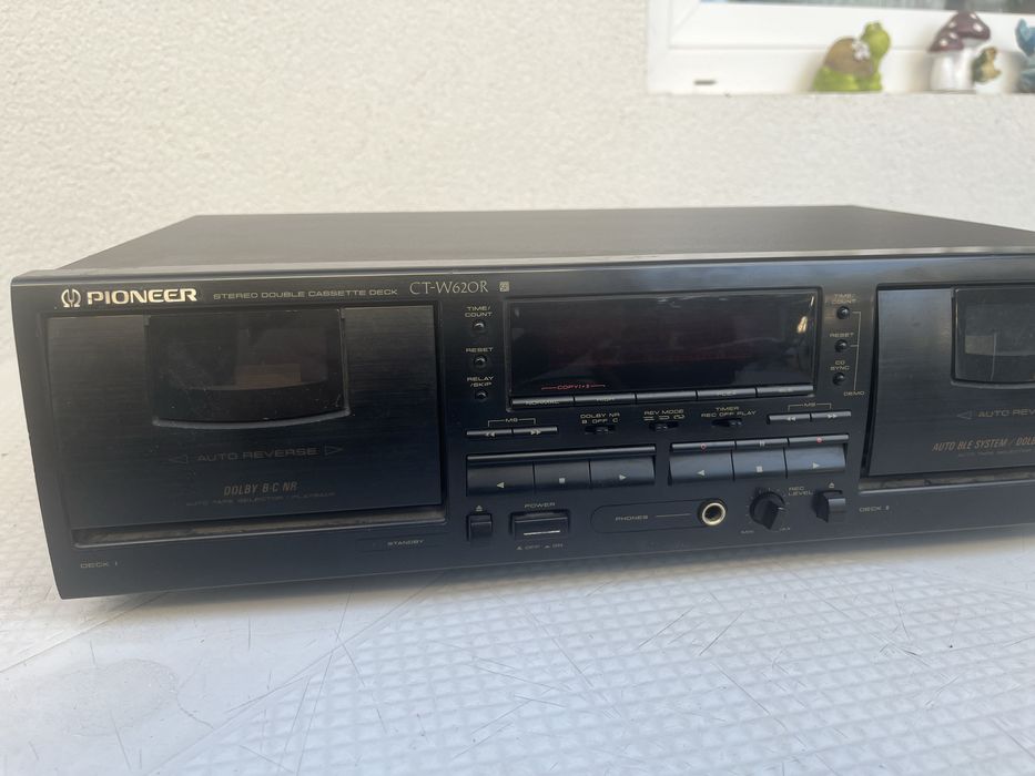De vanzare,deck,dvd,pickup,radiouri,etc