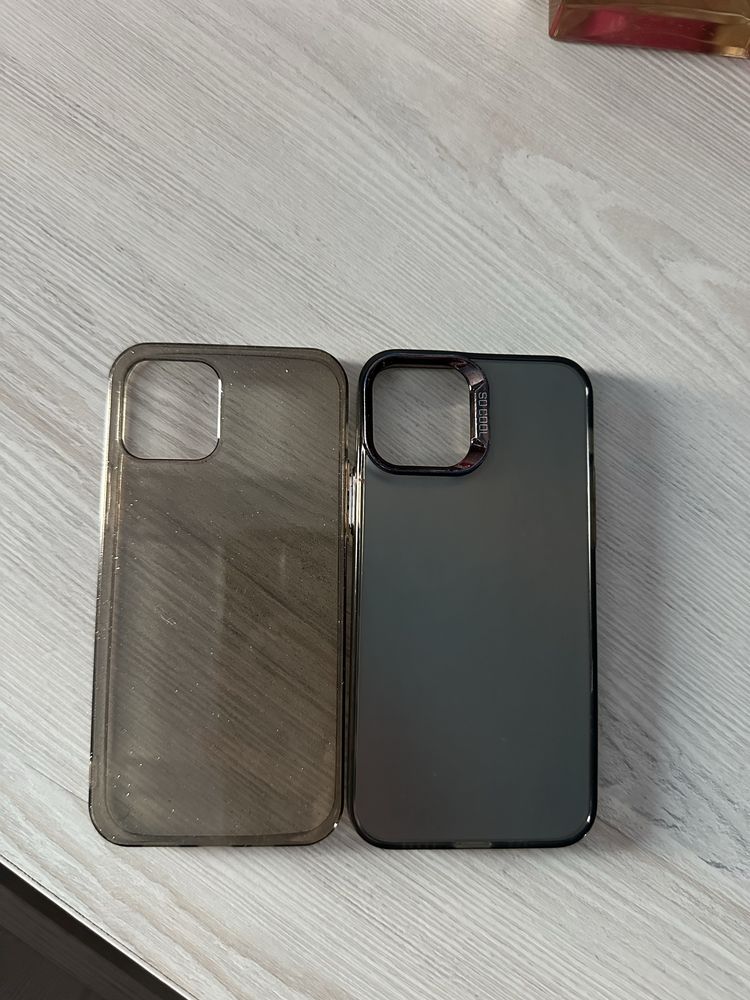 Продам чехлы на Iphone 12 Pro