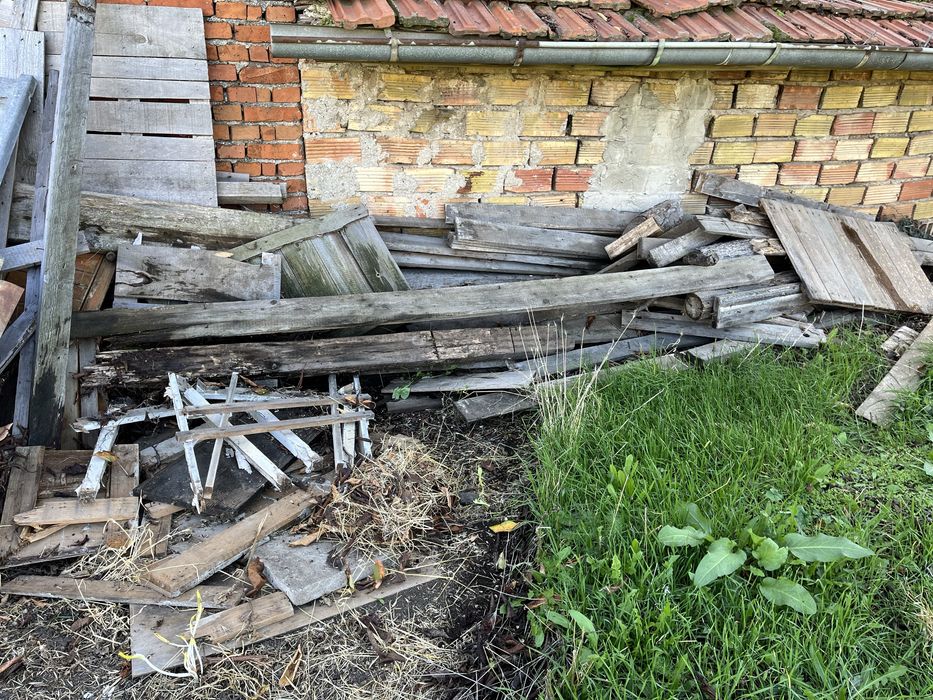 Подарявам дърва / дървенив