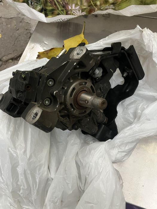 Pompa injectie 1.5 dci renault euro 5 + fulie motor