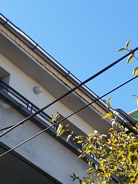 Нови покриви 
Ремонт на покриви 
Хидроизолация 
Метални конструкции 
Д