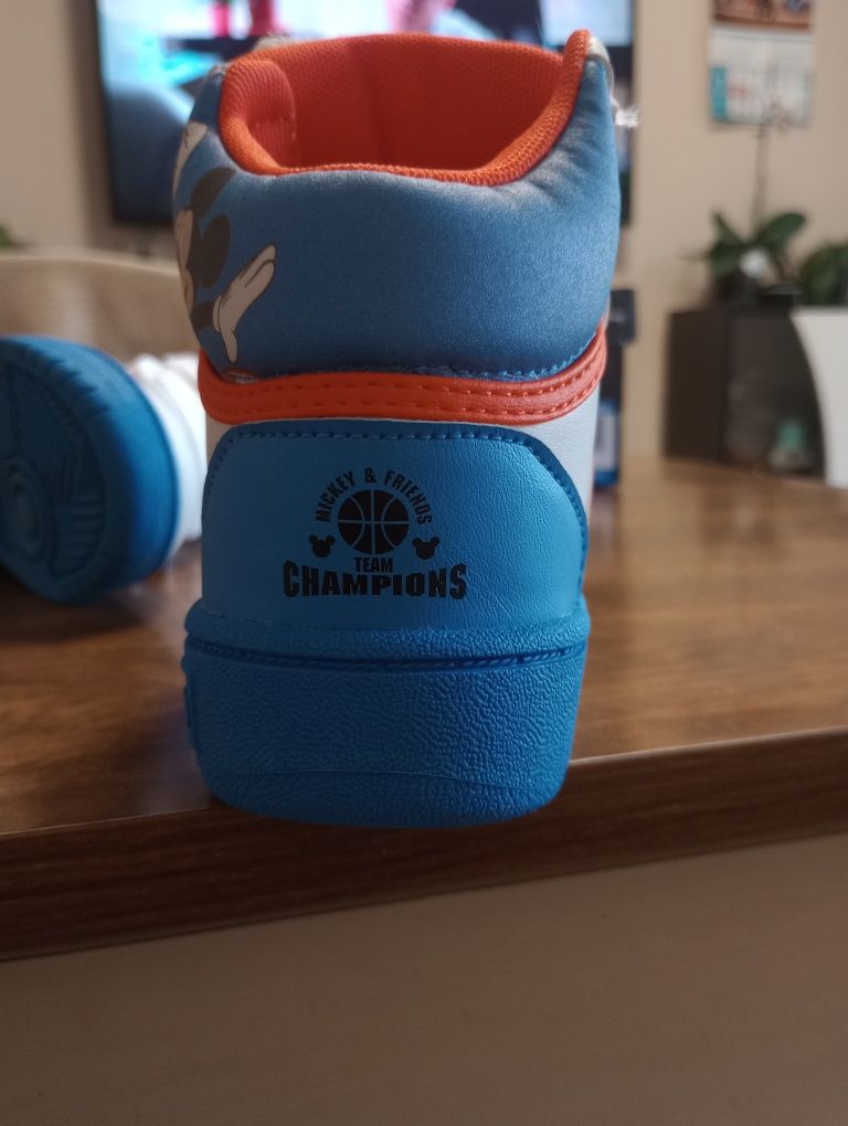 Високи маратонки Adidas Disney