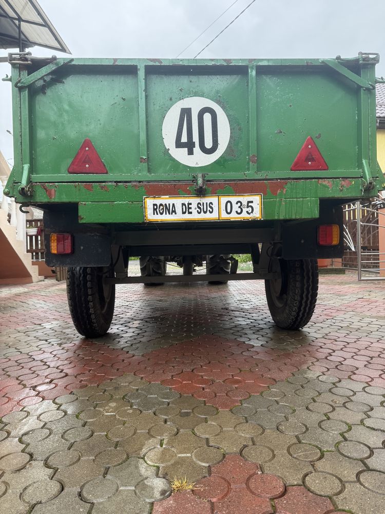 De vânzare: Remorcă basculabilă pentru tractor