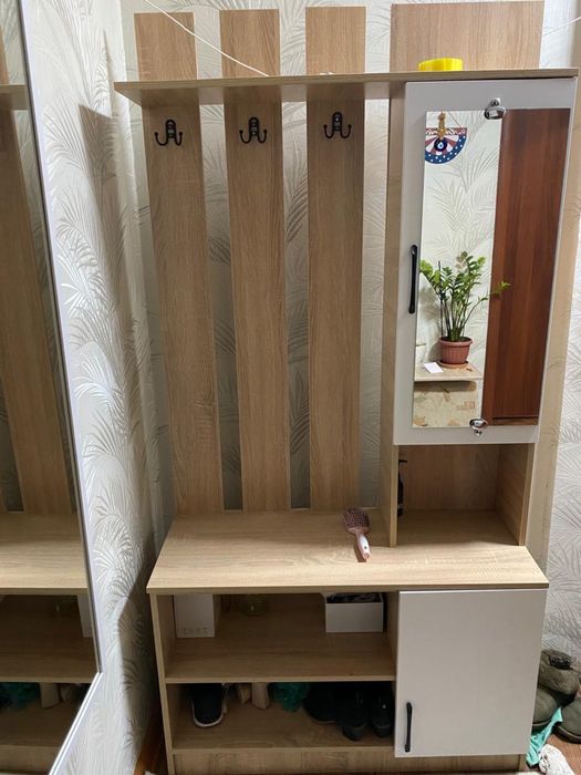 Продам прихожую в отличном состоянии