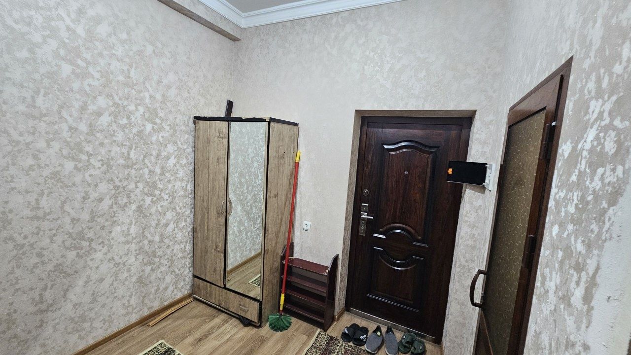 Дустлик 2   1/5/6 Оила Загс расмдагидек такалган нархи