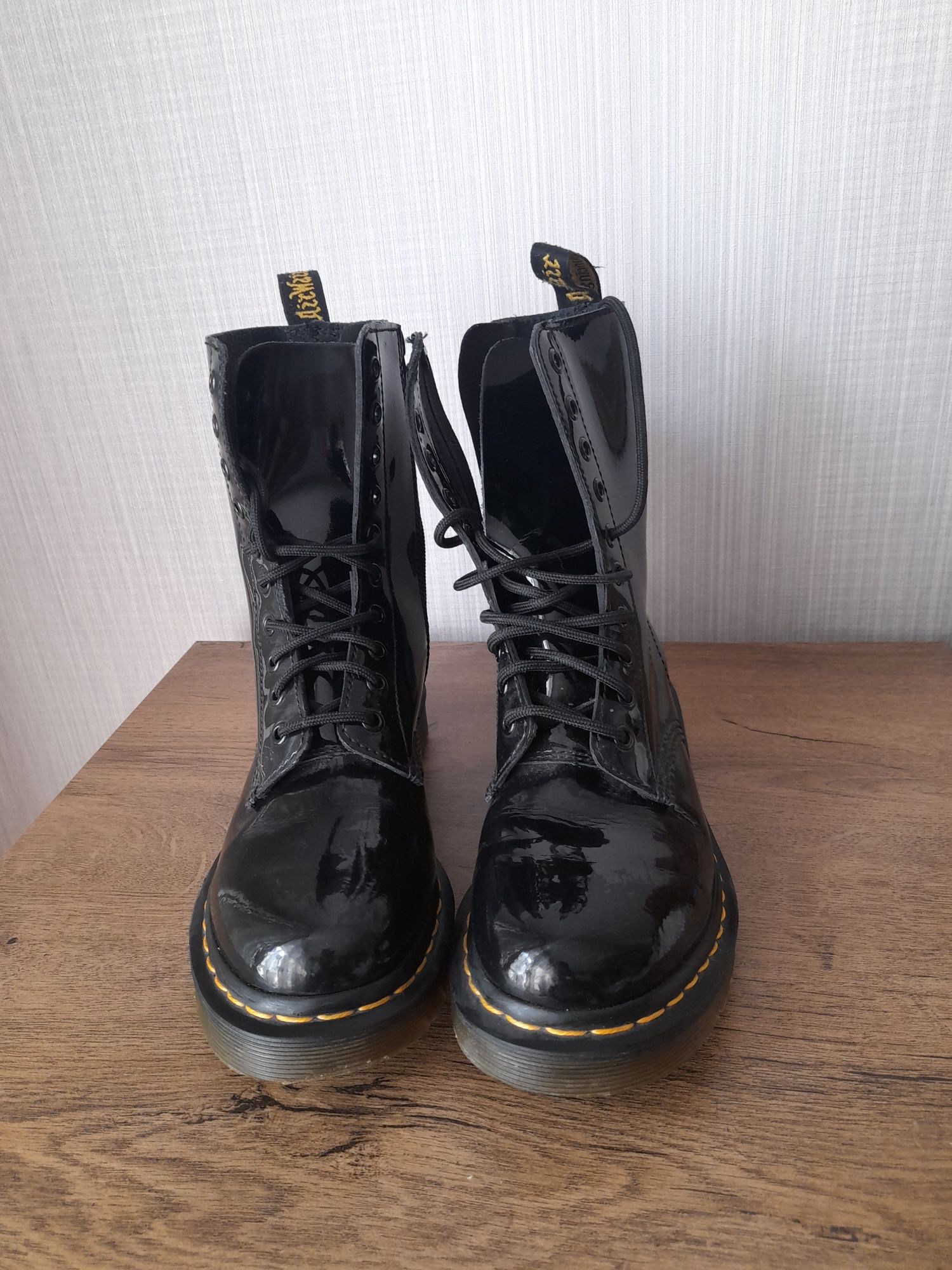 Dr. martens дамски обувки 38 номер.