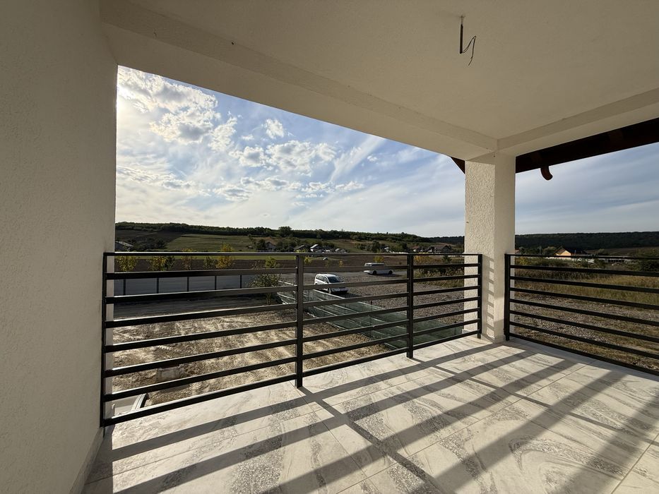 PROPRIETAR vand CASA in Dumbrava-IASI, DJ248 nr 385