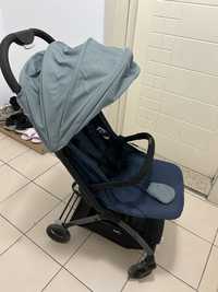 Коляска и детский стульчик