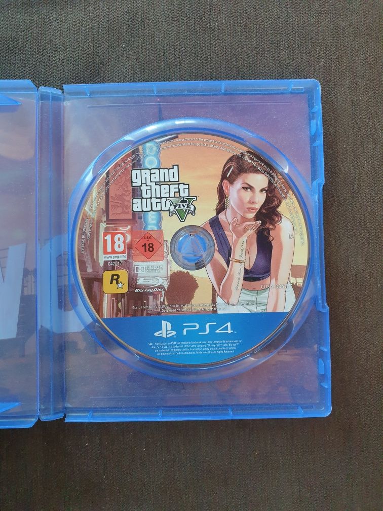 Игра за PS4 - Grand theft auto